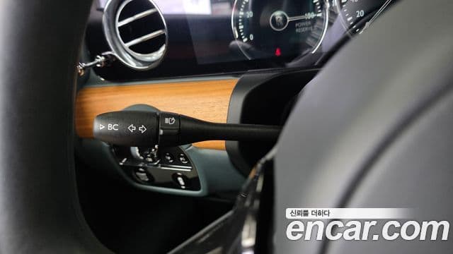 Rolls-Royce Ghost 2023 — Photo 3/36