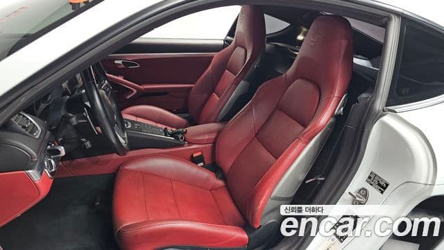 Porsche 718 Cayman 2020 — Photo 30/32