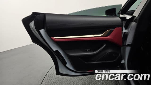 Porsche Taycan 2021 — Şəkil 15/36