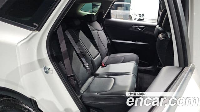 Kia Sportage 2023 — Фото 11/20