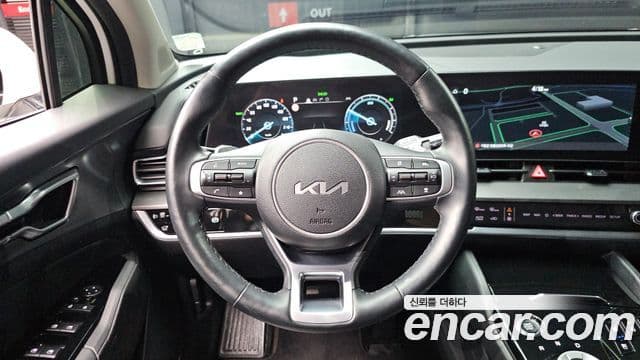 Kia Sportage 2023 — Фото 13/20