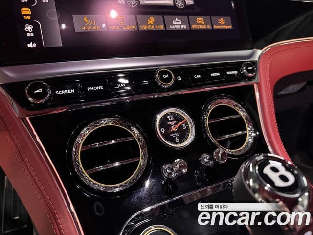 Bentley Continental GT 2022 — Photo 5/16