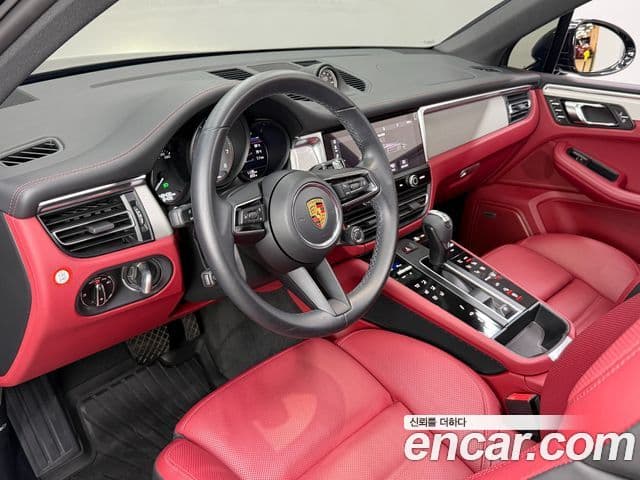 Porsche Macan 2022 — Şəkil 9/20