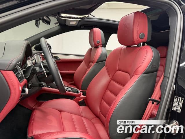 Porsche Macan 2022 — Şəkil 17/20