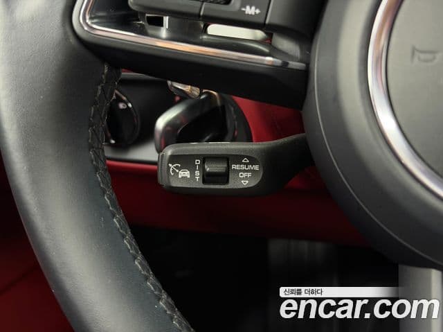 Porsche Macan 2022 — Şəkil 8/20