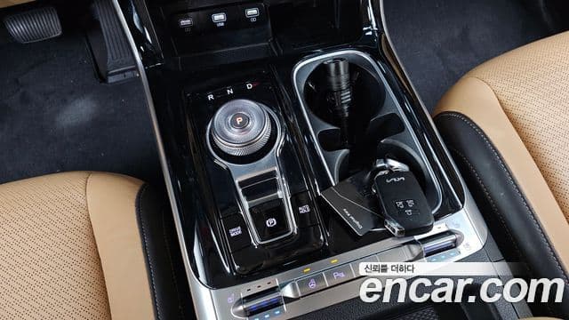 Kia Carnival 2022 — Фото 9/20