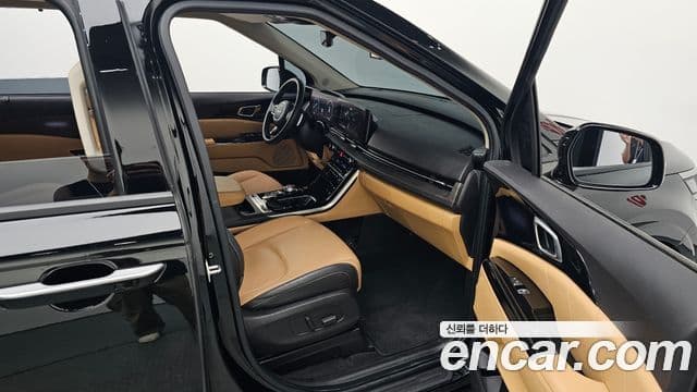 Kia Carnival 2022 — Фото 11/20