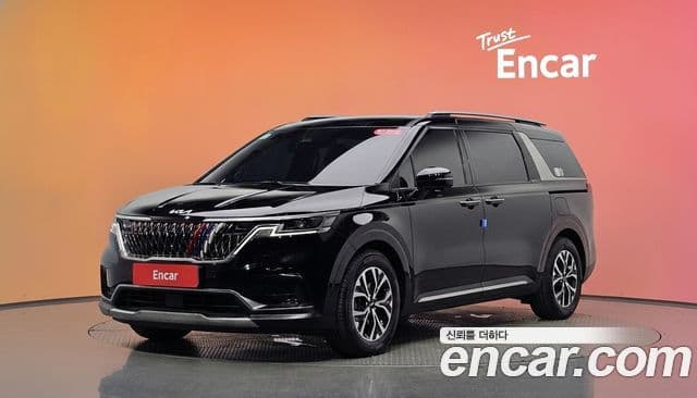 Kia Carnival 2022 — Фото 1/20