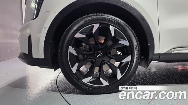 Kia Sorento 2025 — Фото 5/20