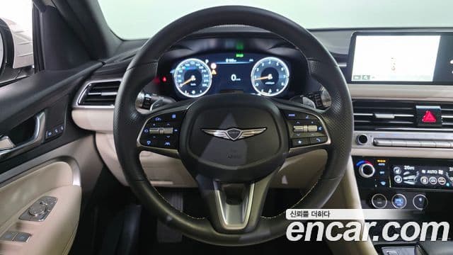 Genesis G70 2025 — Photo 17/20