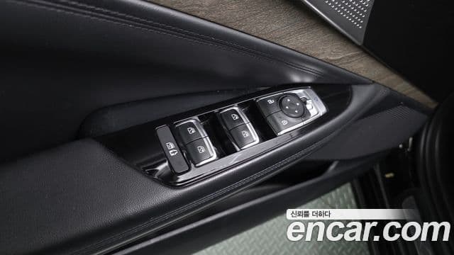 Kia K8 2022 — Photo 3/31