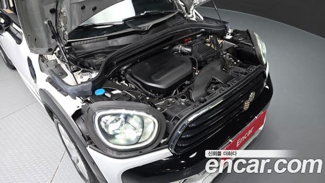 Mini Cooper D Countryman 2019 — Şəkil 11/32