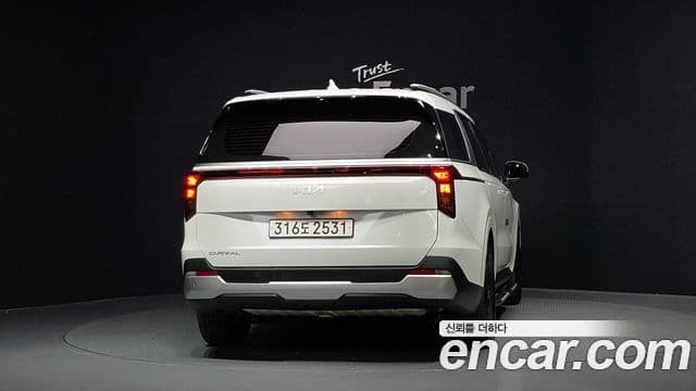 Kia Carnival 2024 — Фото 4/20