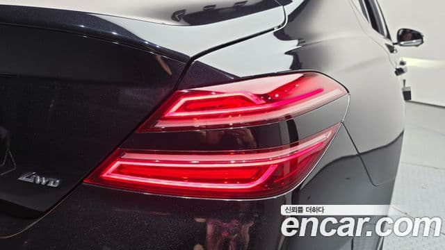 Genesis G70 2022 — ფოტო 23/38