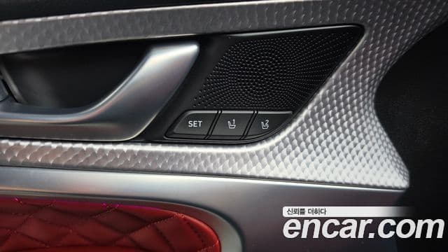 Genesis G70 2022 — ფოტო 26/38