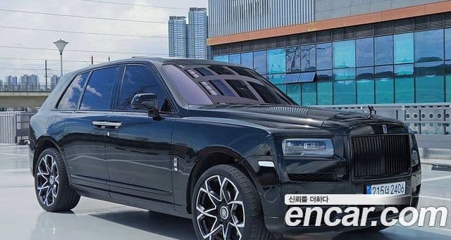 Rolls-Royce Cullinan 2020 — Şəkil 16/18
