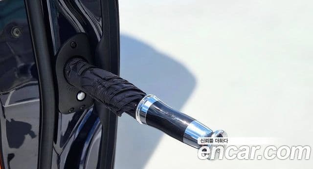 Rolls-Royce Cullinan 2020 — Şəkil 13/18