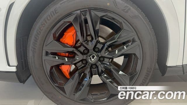 Lexus RX500h 2025 — Photo 11/14
