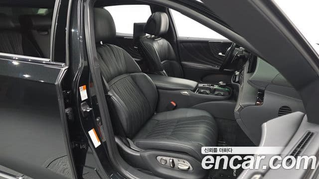 Lexus LS500h 2021 — ფოტო 34/42