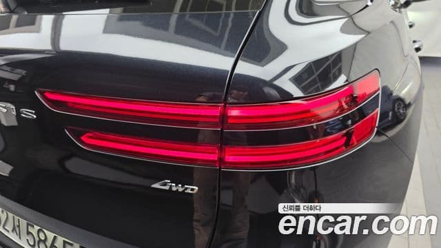 Genesis GV70 2024 — Photo 18/32