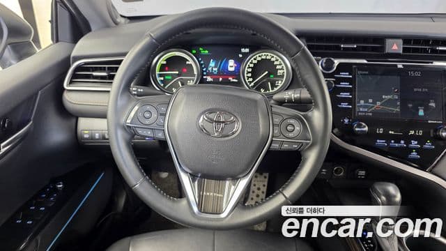Toyota Camry 2019 — Şəkil 6/20