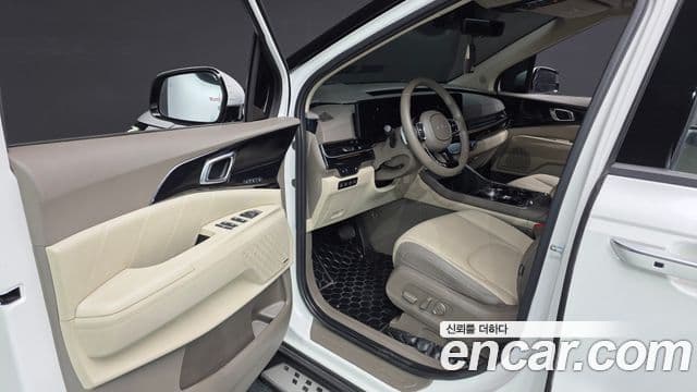 Kia Carnival 2024 — Фото 10/20