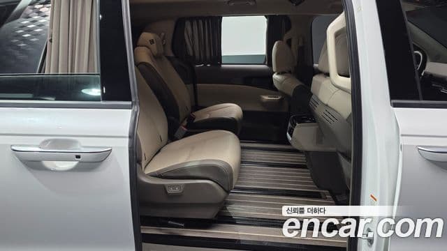 Kia Carnival 2024 — Фото 11/20