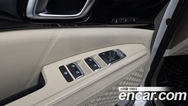 Kia Carnival 2024 — ფოტო 20/35
