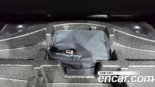Genesis G70 2018 — ფოტო 1/37