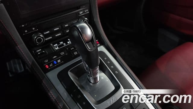 Porsche 718 Cayman 2019 — Şəkil 7/36