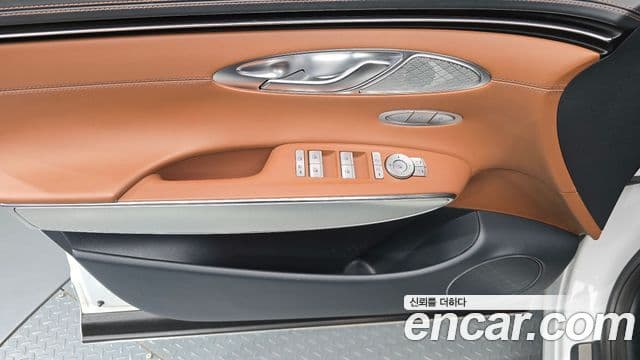 Genesis GV70 2021 — ფოტო 9/34