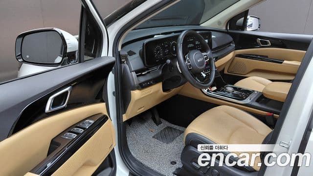 Kia Carnival 2022 — Фото 10/20