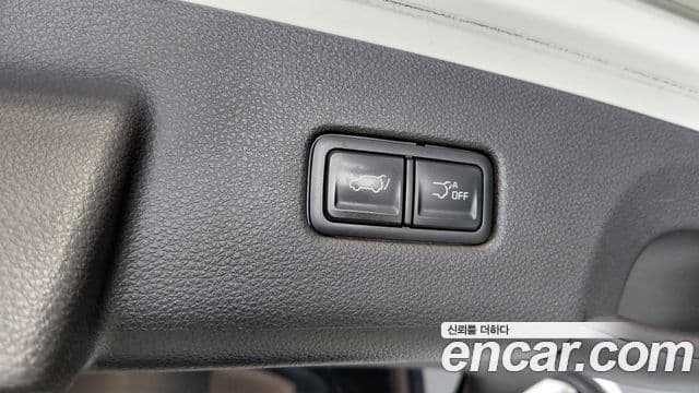 Kia Carnival 2022 — Фото 18/20