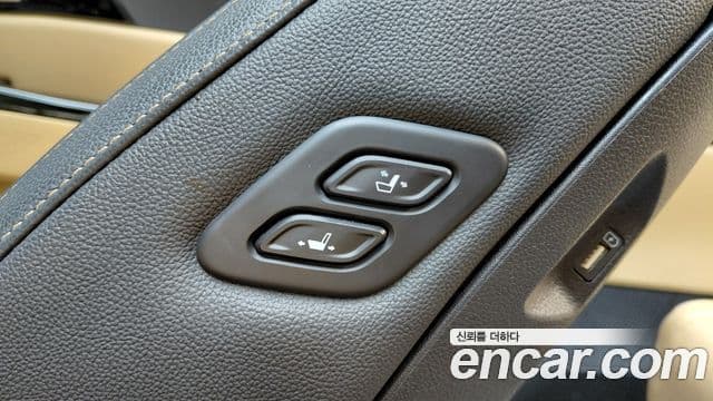 Kia Carnival 2022 — Şəkil 17/34