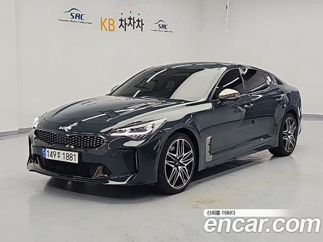 Kia Stinger 2022 — Фото 9/14