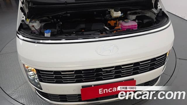 Hyundai Staria 2026 — Фото 6/20