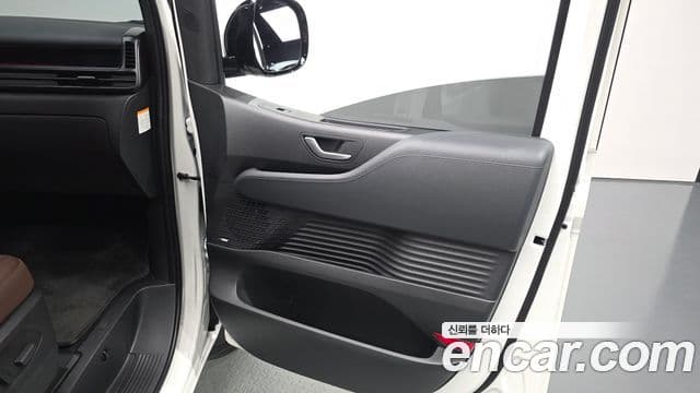 Hyundai Staria 2026 — ფოტო 29/43