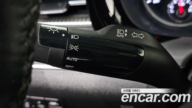 Kia K5 2023 — Photo 30/32