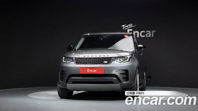 Land Rover Discovery 5 2018 — Photo 20/20