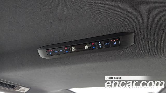Toyota Sienna 2022 — Photo 16/37