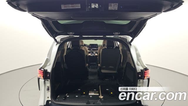 Toyota Sienna 2022 — Photo 26/37