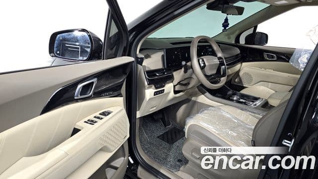 Kia Carnival 2024 — Фото 10/20