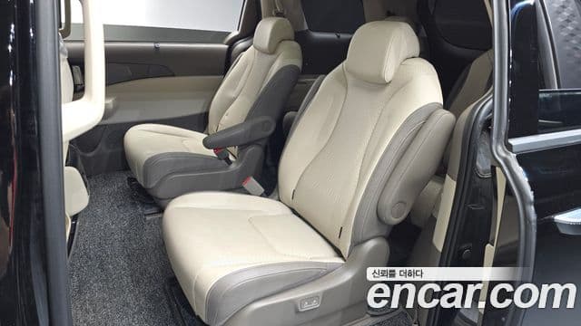 Kia Carnival 2024 — Фото 11/20