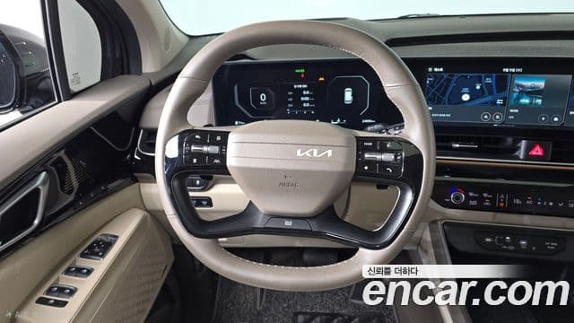 Kia Carnival 2024 — Фото 13/20