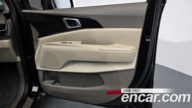 Kia Carnival 2024 — Photo 3/32