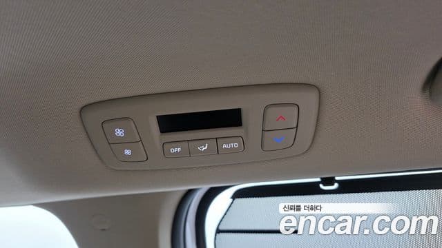 Kia Carnival 2026 — Photo 1/36