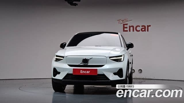 Volvo C40 Recharge 2024 — Photo 20/34