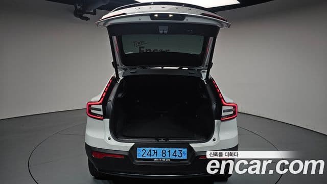 Volvo C40 Recharge 2024 — Photo 3/34
