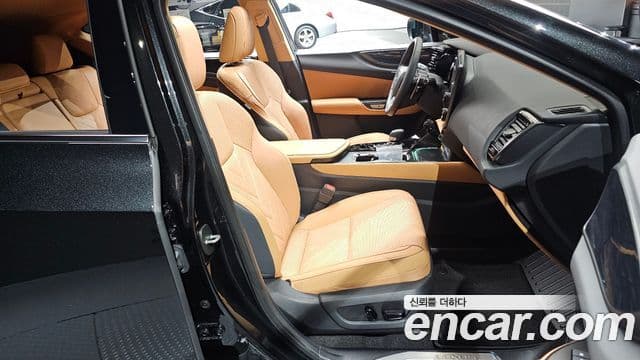 Lexus NX350h 2025 — Photo 21/34