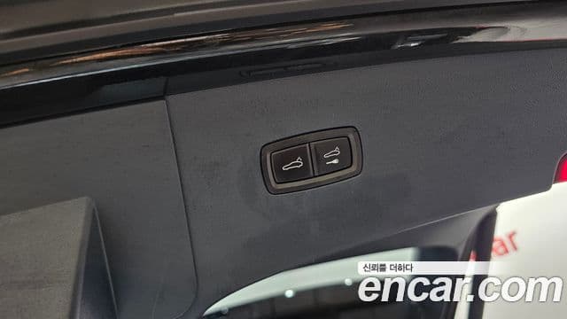 Porsche Cayenne 2020 — ფოტო 20/20